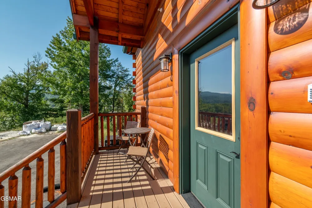 1802 Stone Wood Way Pigeon Forge, TN 37862