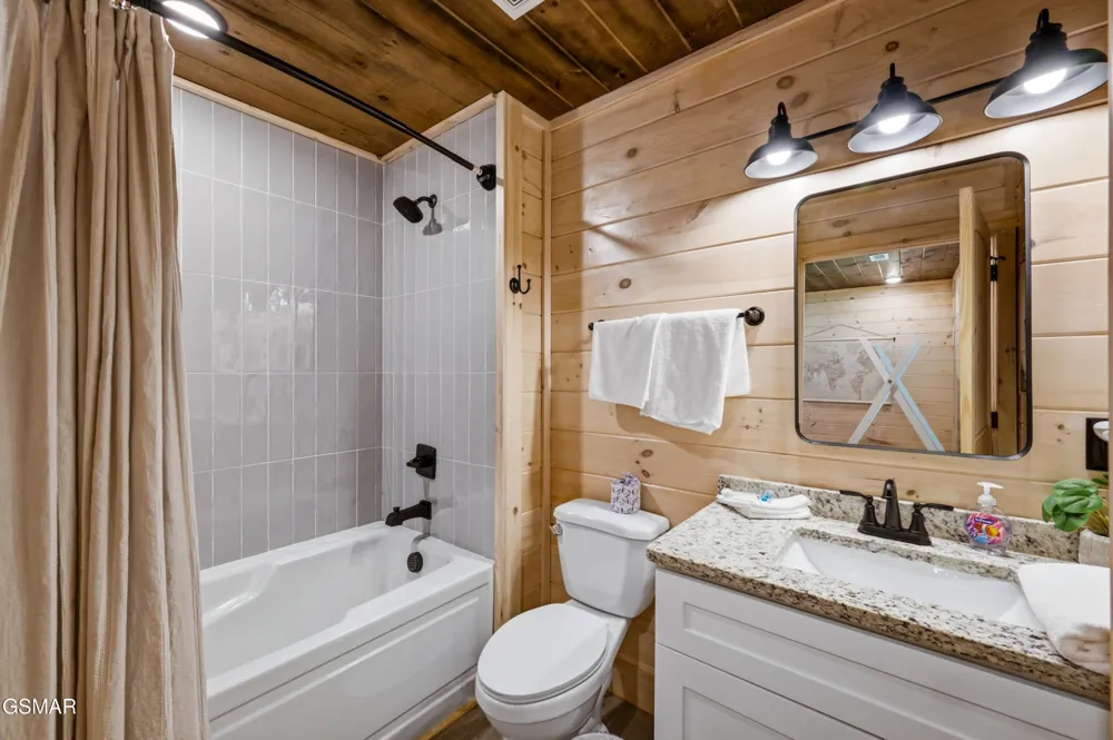 1802 Stone Wood Way Pigeon Forge, TN 37862