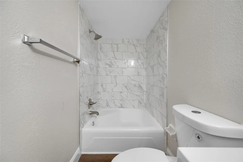 1500 W BAY DRIVE #206 Largo, FL 33770