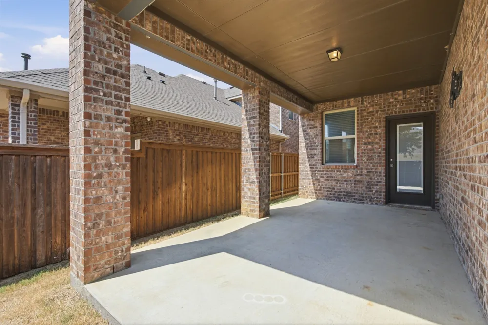 2416 Evening Stone Drive Little Elm, TX 76227