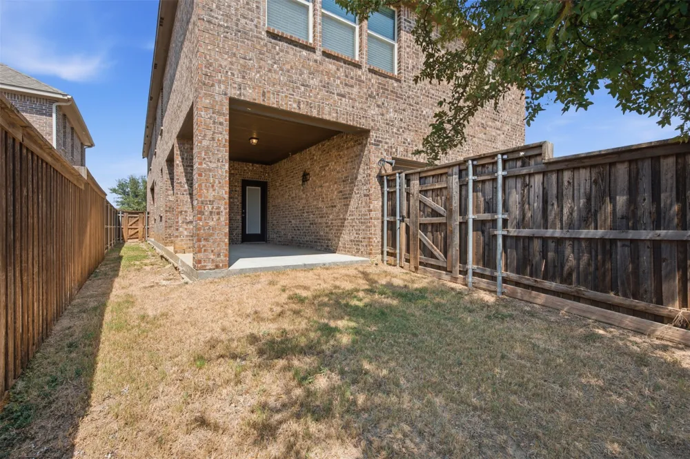 2416 Evening Stone Drive Little Elm, TX 76227