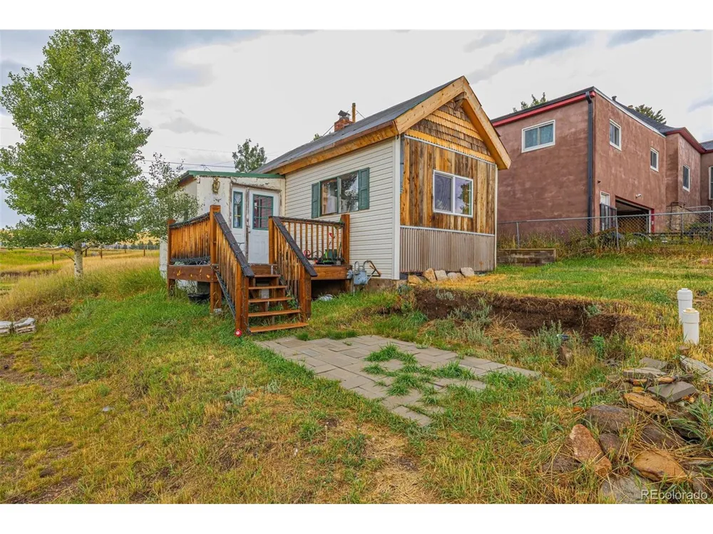 207 W Eaton Avenue Cripple Creek, CO 80813