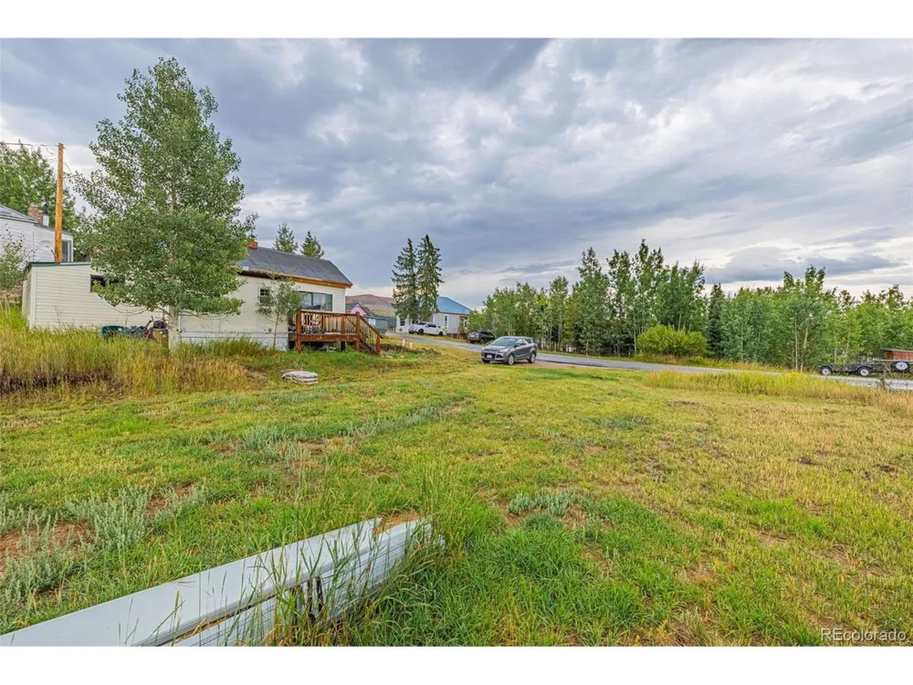 207 W Eaton Avenue Cripple Creek, CO 80813