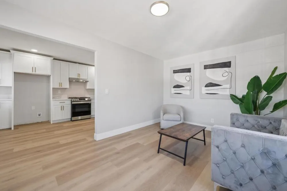 1042 69th Avenue Oakland, CA 94621
