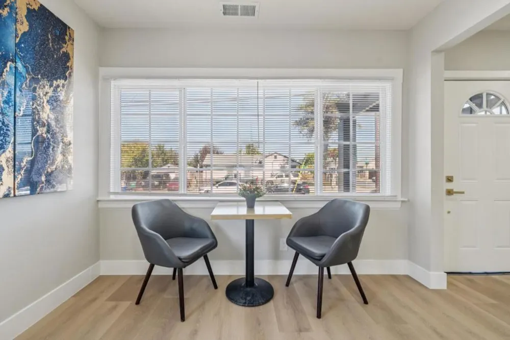 1042 69th Avenue Oakland, CA 94621
