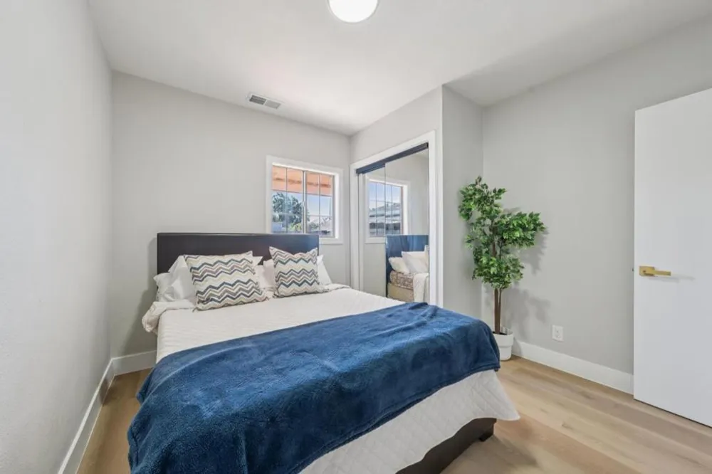 1042 69th Avenue Oakland, CA 94621