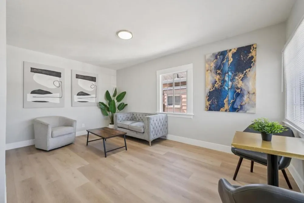 1042 69th Avenue Oakland, CA 94621