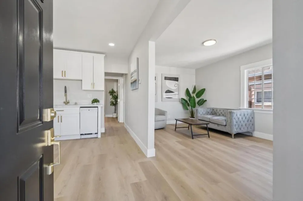 1042 69th Avenue Oakland, CA 94621