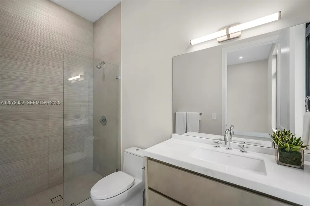 10860 SW 67th Ct Pinecrest, FL 33156