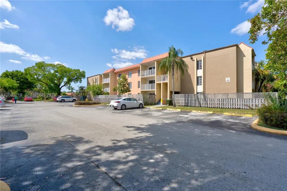 5102 NW 79th Ave #206 Doral, FL 33166