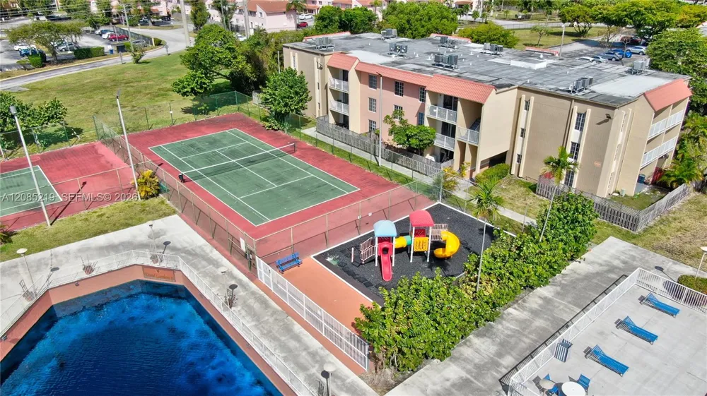5102 NW 79th Ave #206 Doral, FL 33166