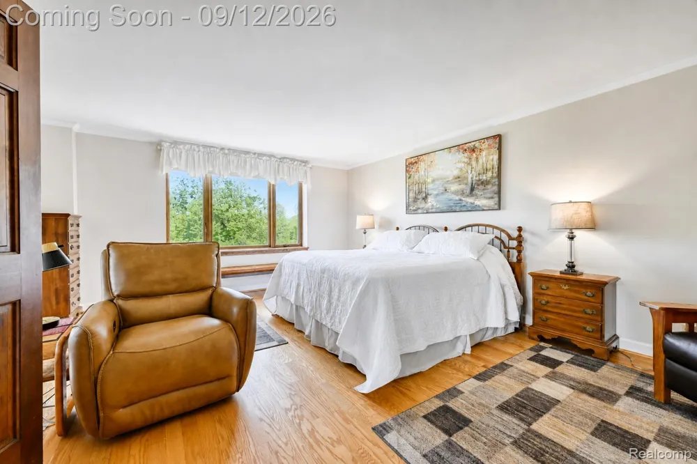 43050 12 Oaks Crescent Drive #4055 Novi City, MI 48377