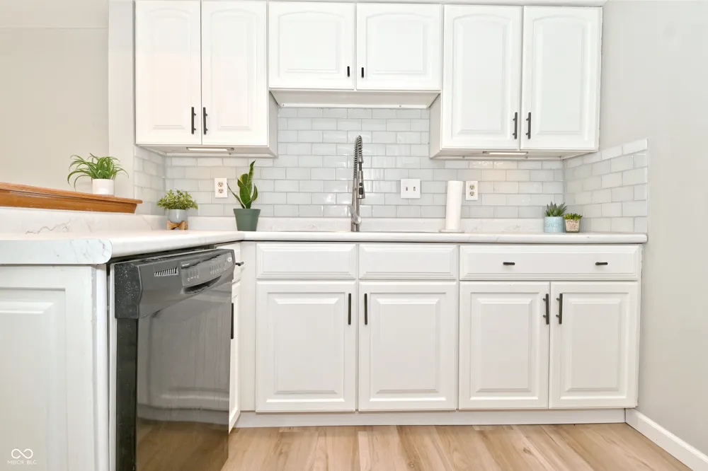 4758 Stansbury Lane Indianapolis, IN 46254