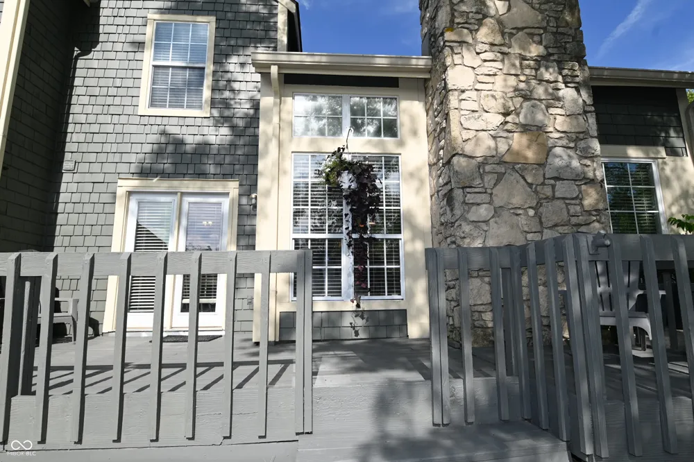 4758 Stansbury Lane Indianapolis, IN 46254