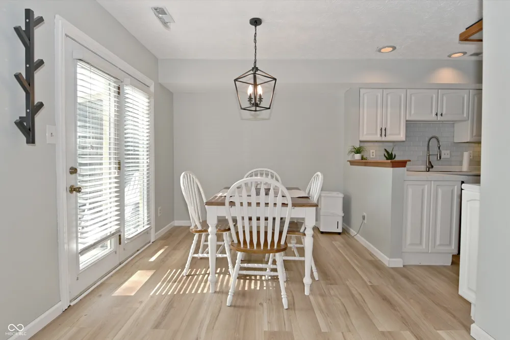 4758 Stansbury Lane Indianapolis, IN 46254