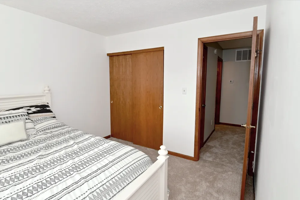 4758 Stansbury Lane Indianapolis, IN 46254