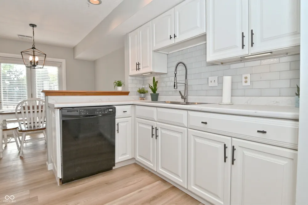 4758 Stansbury Lane Indianapolis, IN 46254