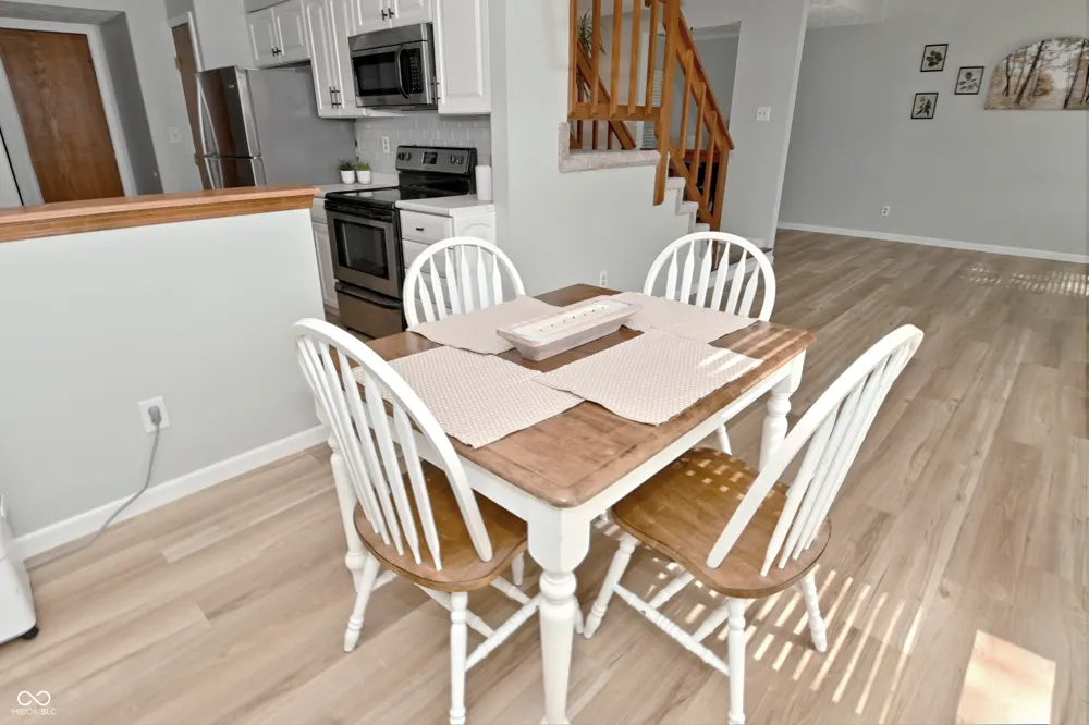 4758 Stansbury Lane Indianapolis, IN 46254