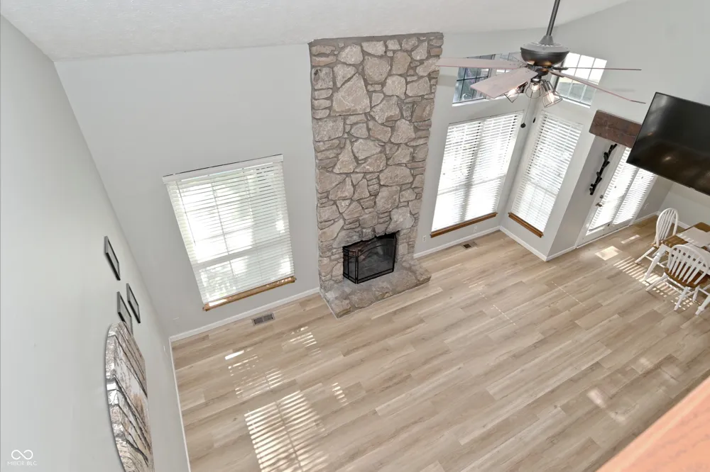 4758 Stansbury Lane Indianapolis, IN 46254