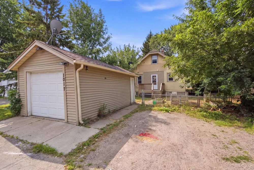 1017 Maryland Avenue E Saint Paul, MN 55106