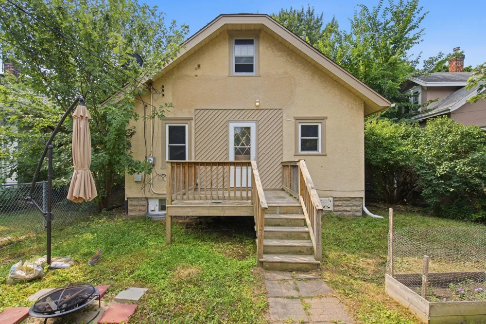 1017 Maryland Avenue E Saint Paul, MN 55106
