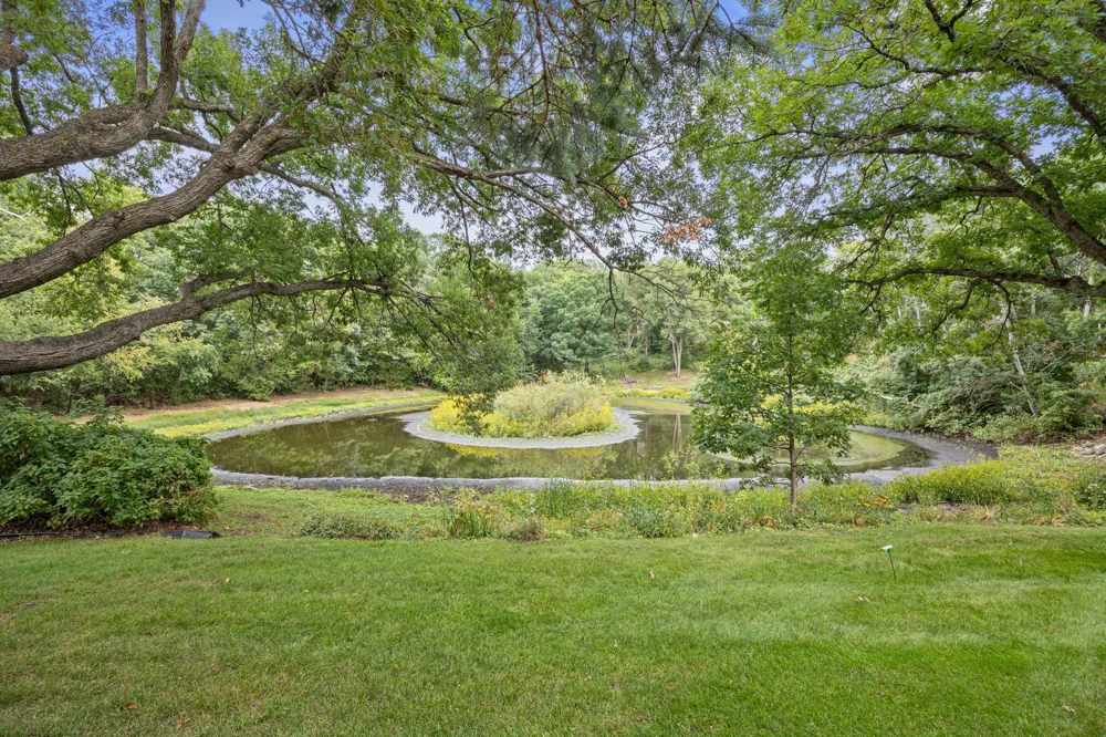 2021 Royale Drive Eagan, MN 55122