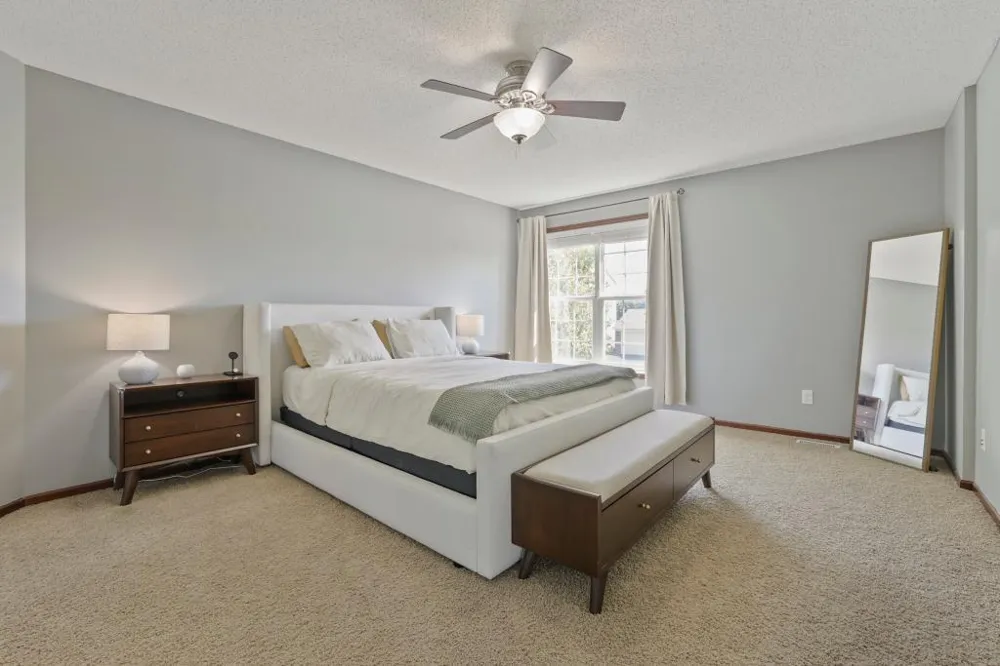 2321 Woodcrest Drive Woodbury, MN 55129
