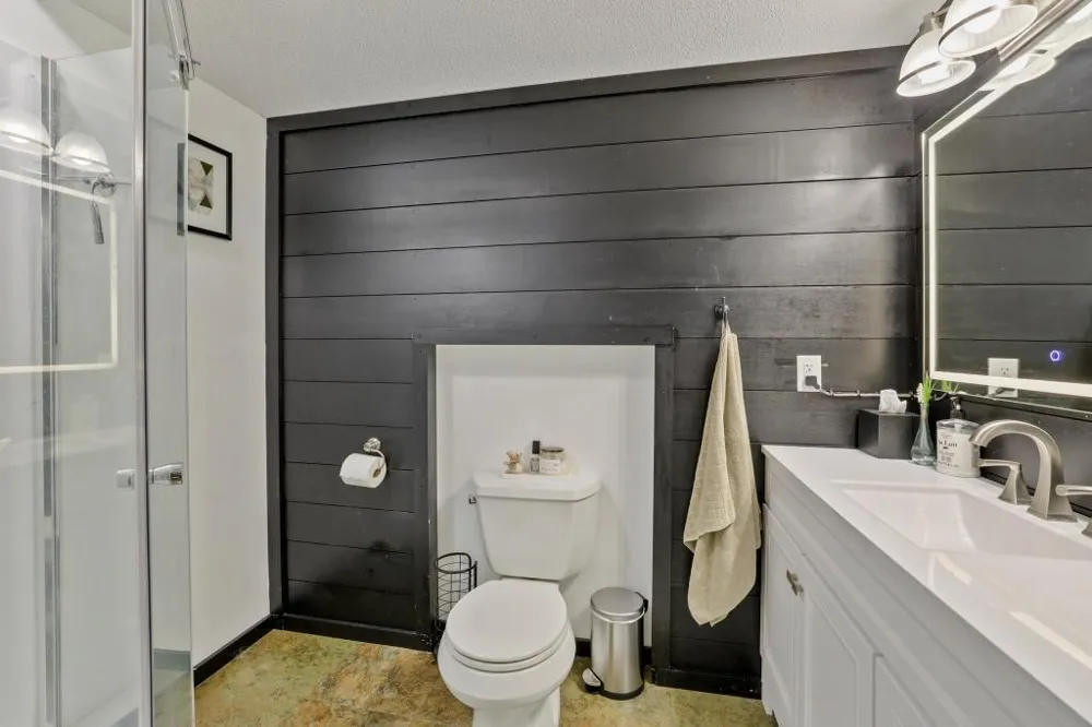 2321 Woodcrest Drive Woodbury, MN 55129