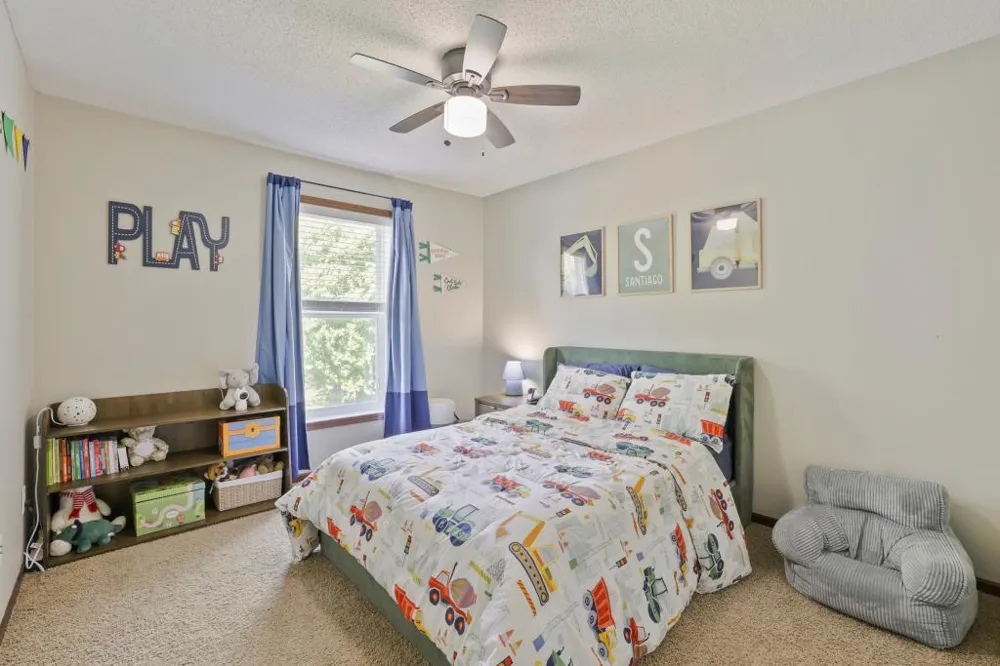 2321 Woodcrest Drive Woodbury, MN 55129