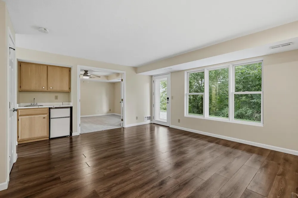 5523 Auto Club Road Bloomington, MN 55437