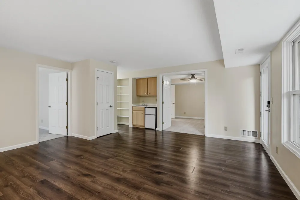 5523 Auto Club Road Bloomington, MN 55437
