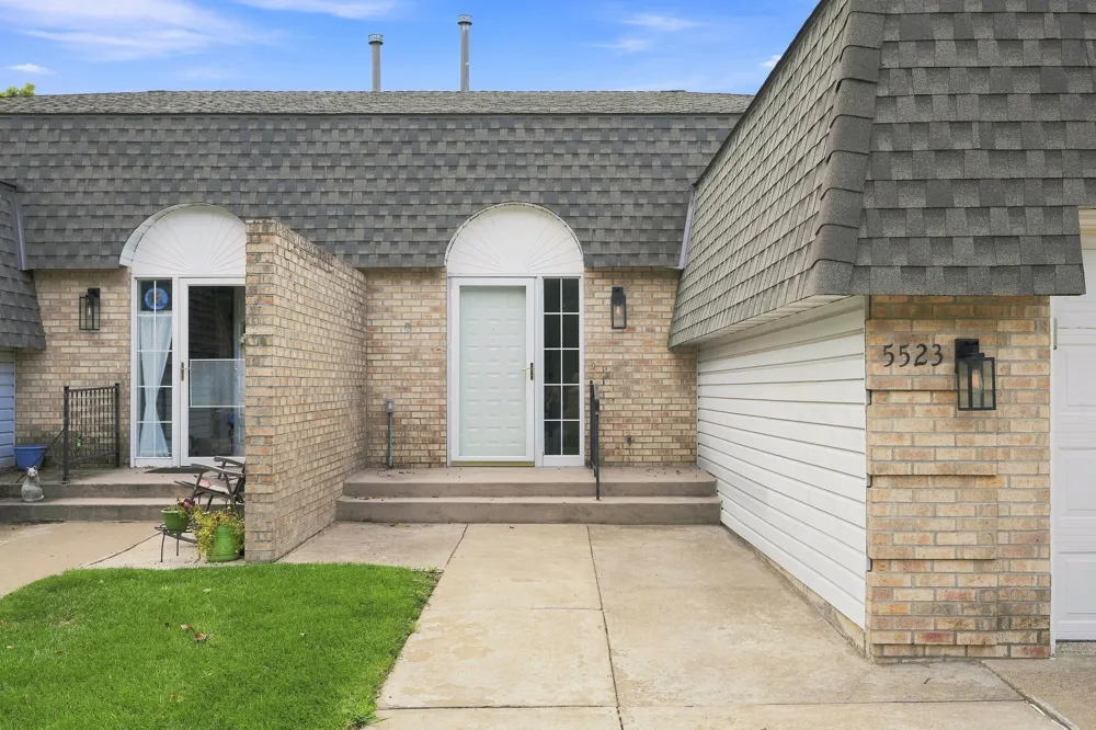 5523 Auto Club Road Bloomington, MN 55437
