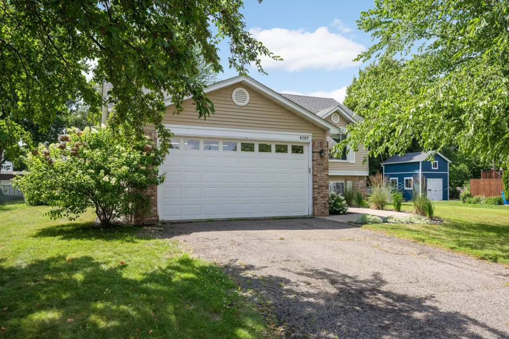 4089 Pennsylvania Avenue Eagan, MN 55123