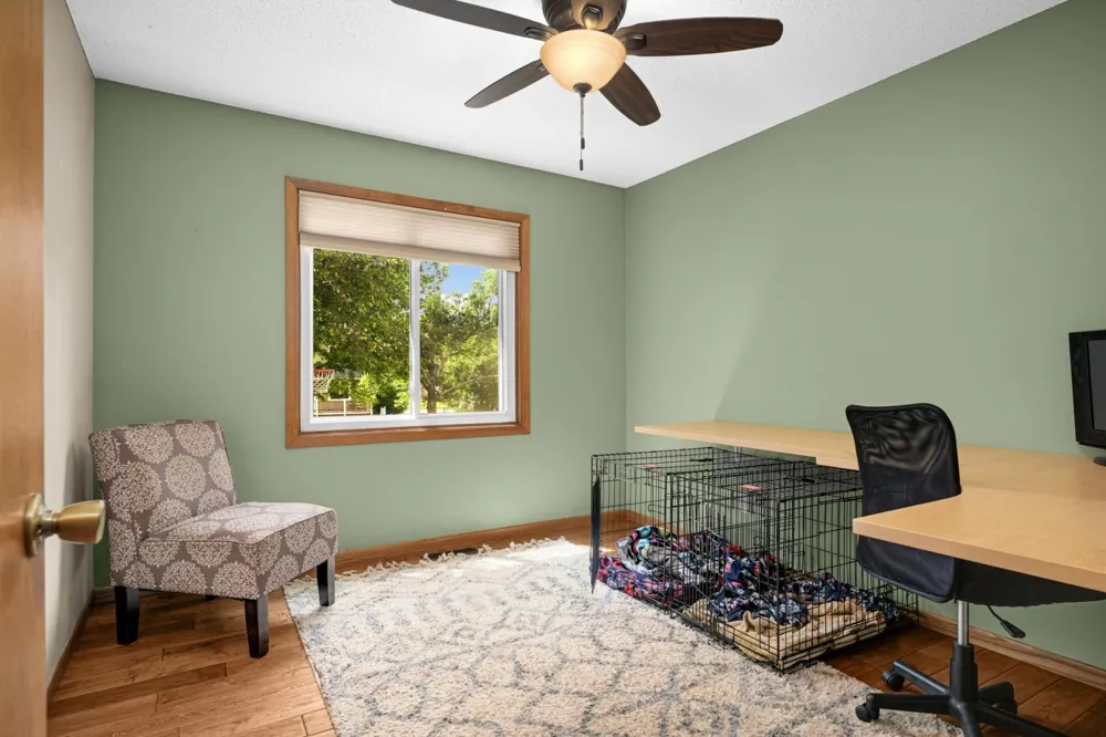 4089 Pennsylvania Avenue Eagan, MN 55123