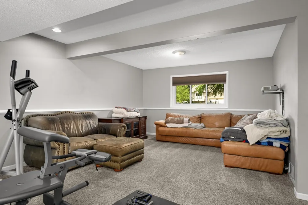 4089 Pennsylvania Avenue Eagan, MN 55123
