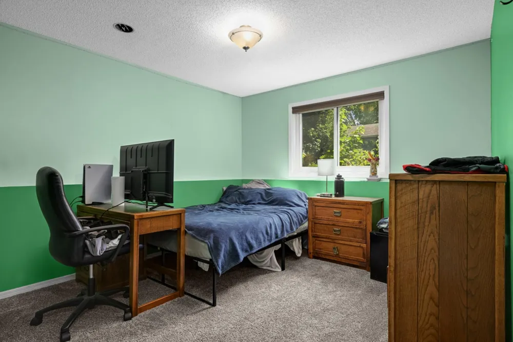4089 Pennsylvania Avenue Eagan, MN 55123