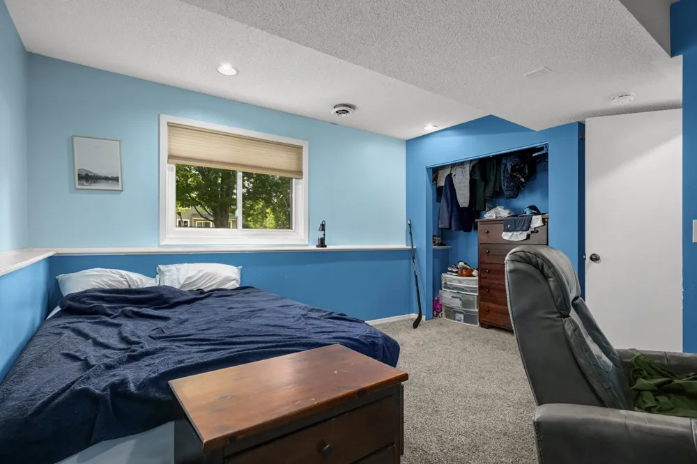4089 Pennsylvania Avenue Eagan, MN 55123