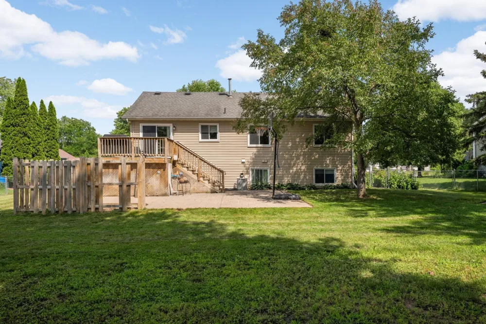 4089 Pennsylvania Avenue Eagan, MN 55123