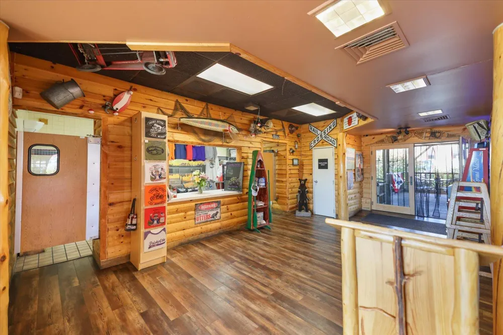 302 E Sheridan Street Ely, MN 55731