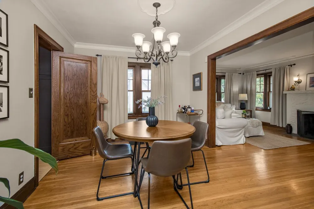 1084 Bradley Street Saint Paul, MN 55130