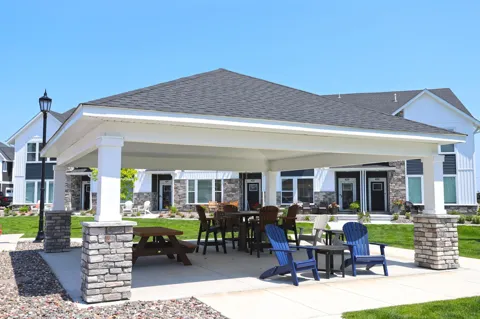 2438 Blossom Circle