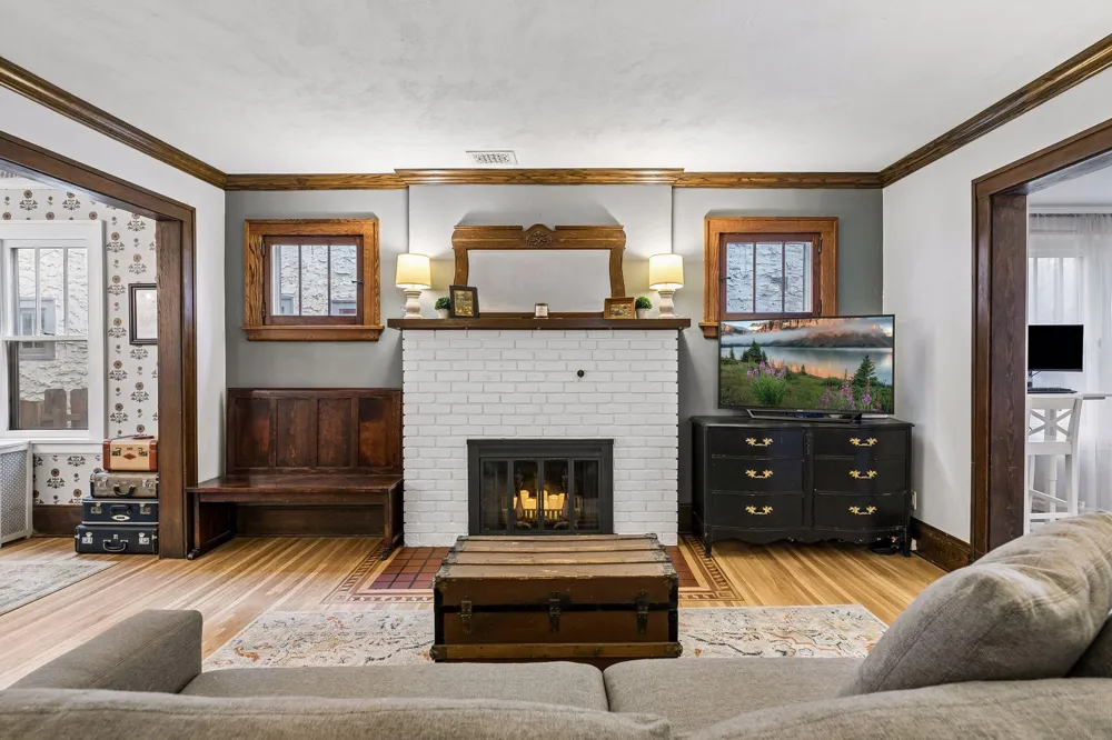 1962 Juliet Avenue Saint Paul, MN 55105