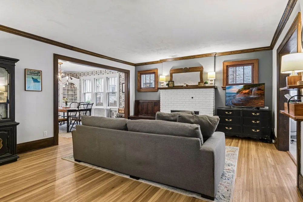 1962 Juliet Avenue Saint Paul, MN 55105