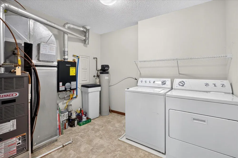 835 Willow Glen Court Buffalo, MN 55313