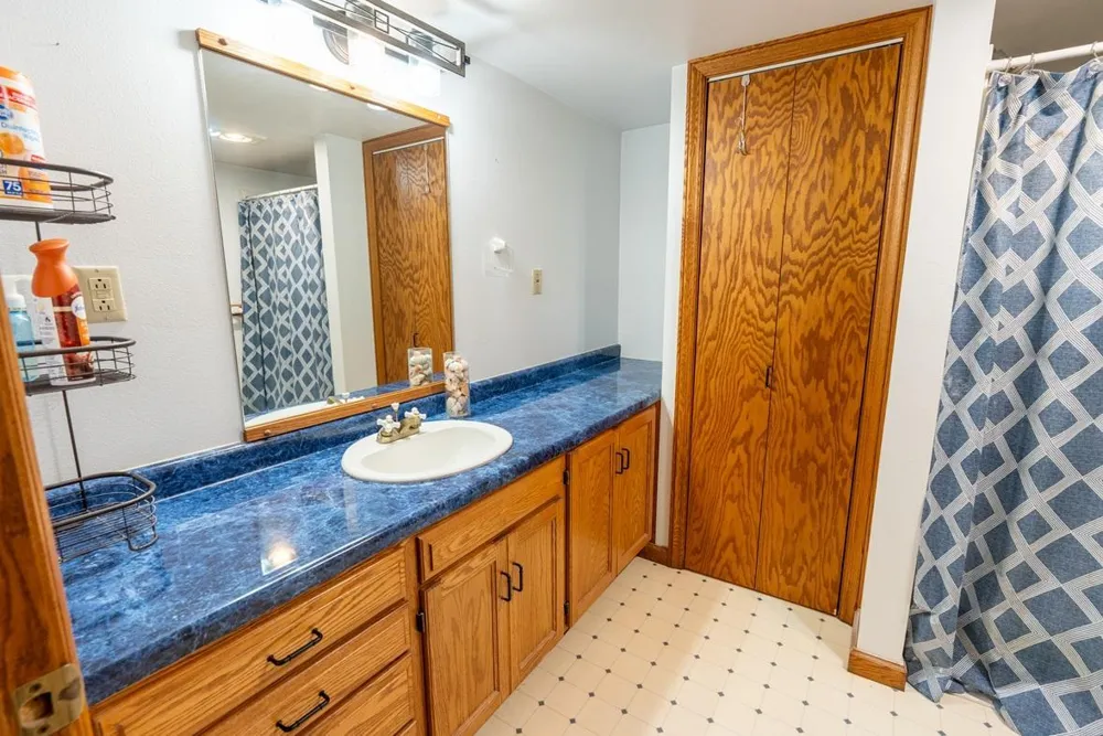 548 W Hudson Street Mondovi, WI 54755