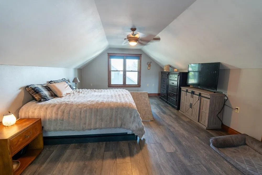 548 W Hudson Street Mondovi, WI 54755