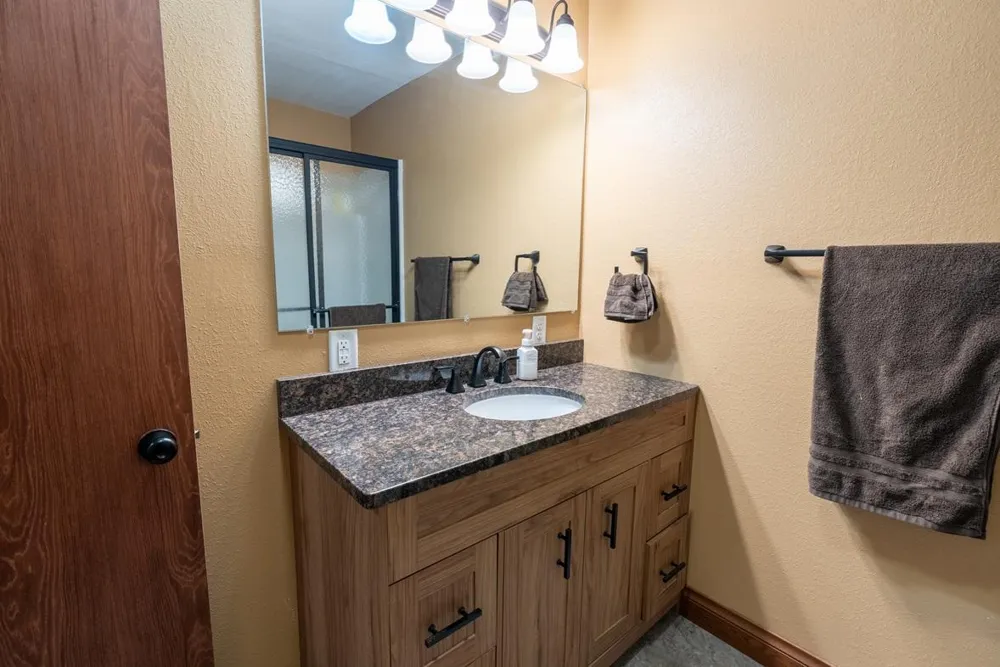 548 W Hudson Street Mondovi, WI 54755