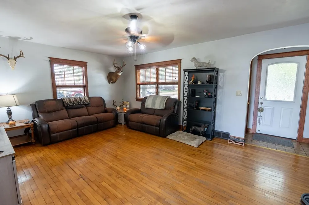 548 W Hudson Street Mondovi, WI 54755