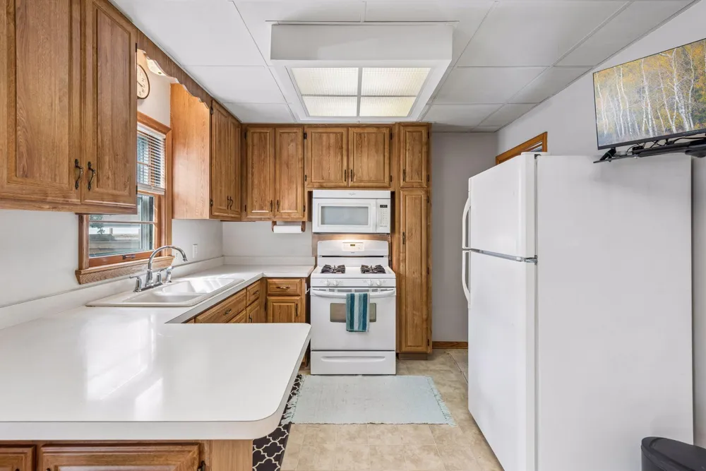3637 Orchard Avenue Robbinsdale, MN 55422