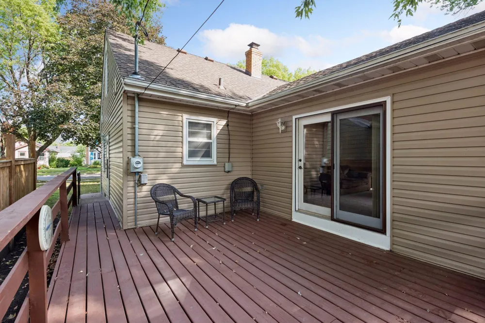 3637 Orchard Avenue Robbinsdale, MN 55422